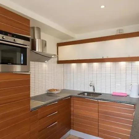 Magnifique A Montana Apartment